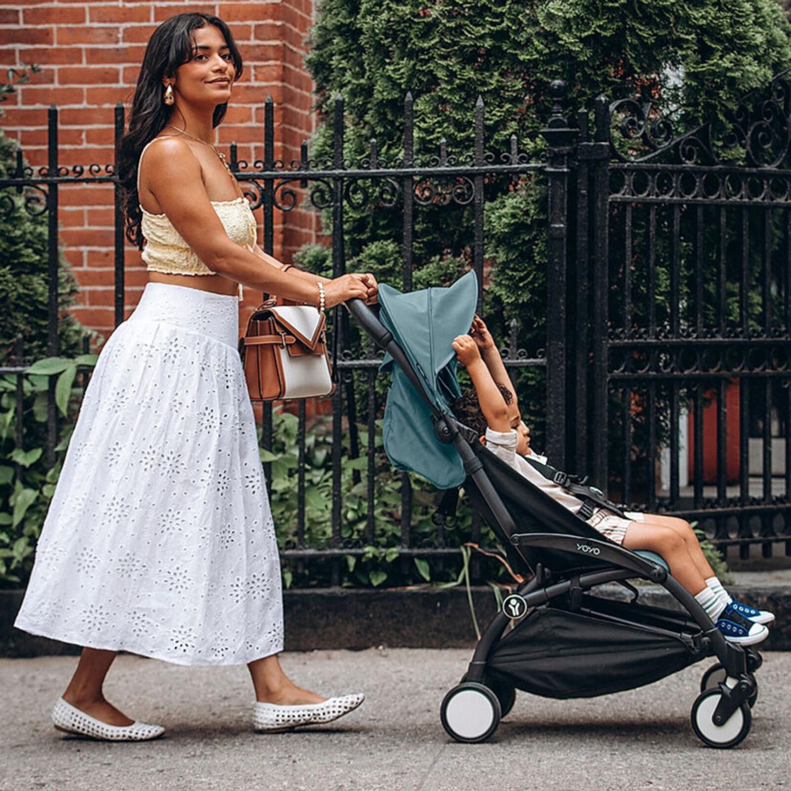 loc::image__yoyo-hp_jpg