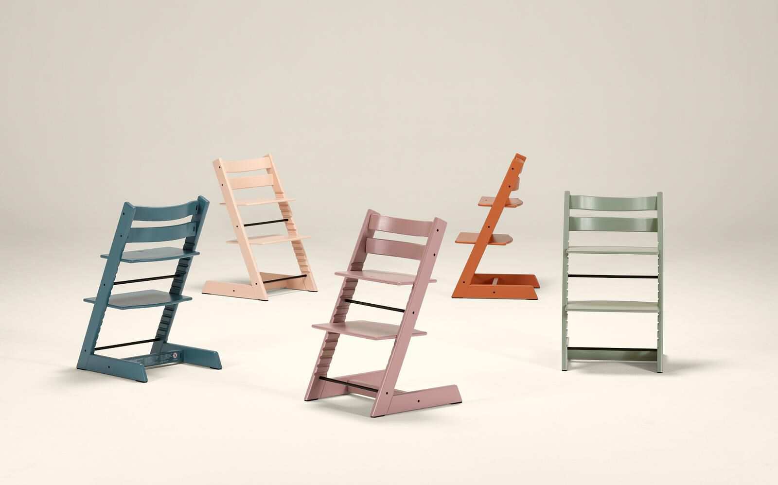 Tripp trapp in colours