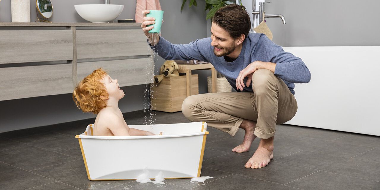 Flexi Bath Foldable Baby Bathtub - Stokke Flexi Bath Baby Foldable Bathtub - Stokke® flexi bath® is a foldable baby bath suitable from birth to four years.