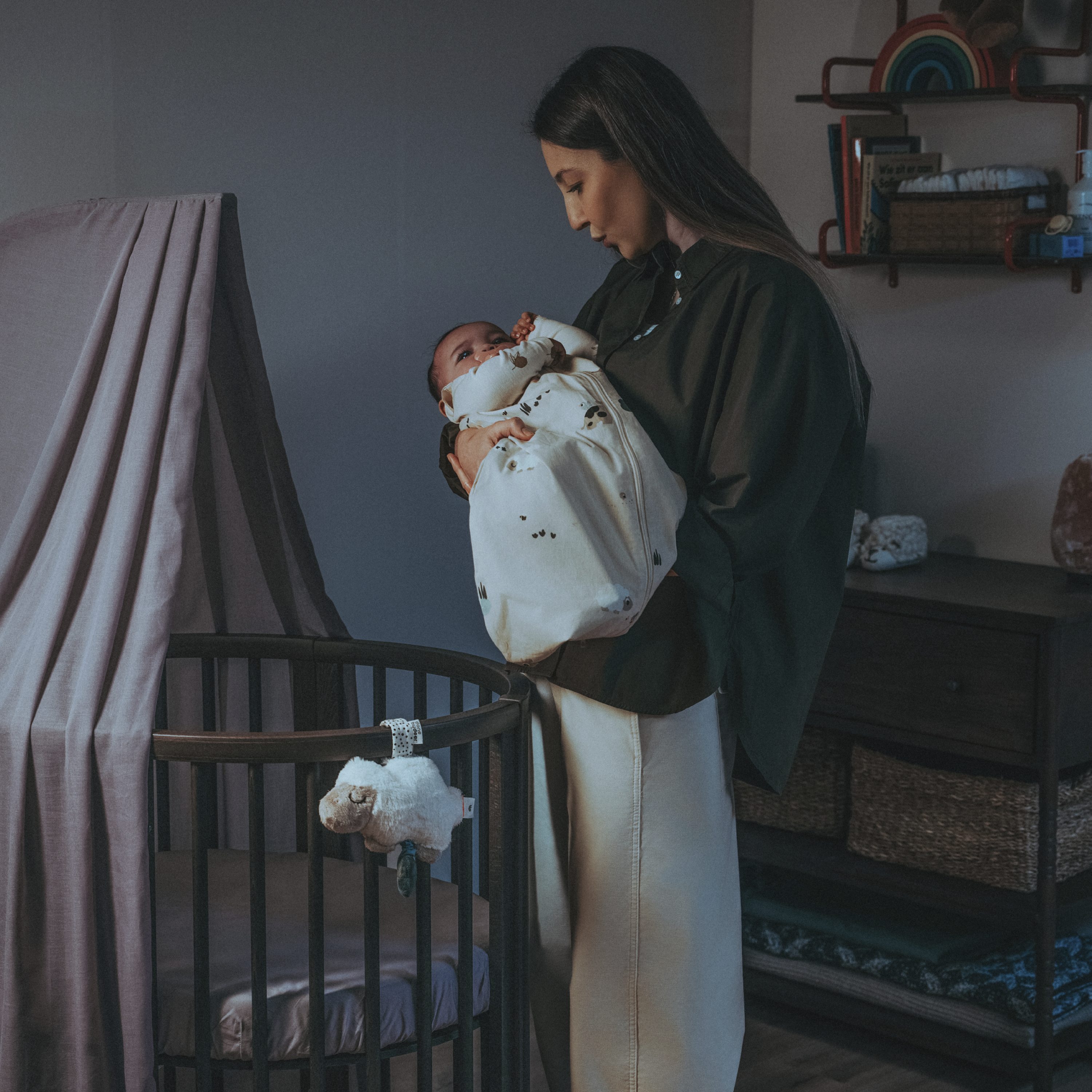 Stokke® Sleepi™ Mini Crib: The Perfect Convertible Crib for Your