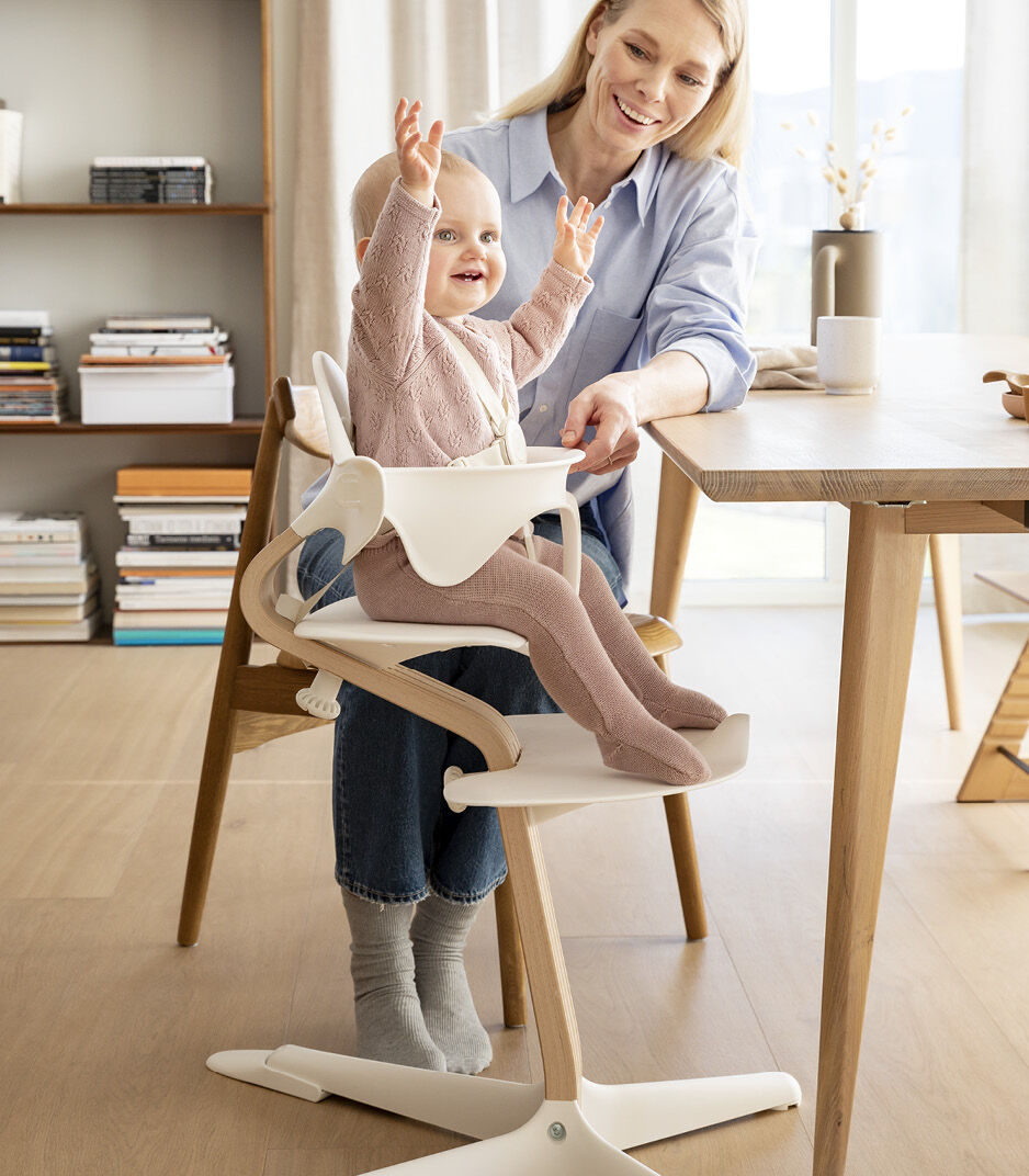 STOKKE NOMI ベビーチェア Stokke Nomi High Chair: The Ultimate Portable High Chair Solution