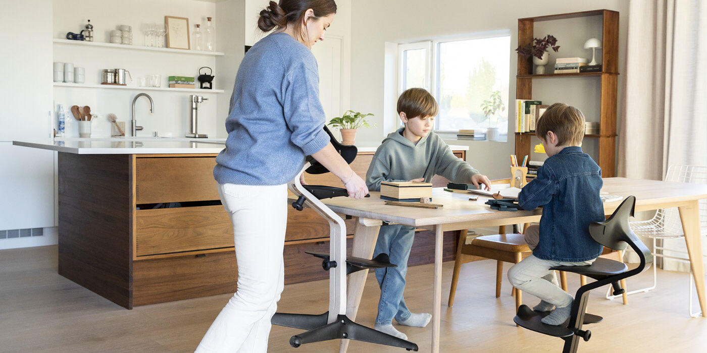 STOKKE ダークブルー チェック柄 ハイチェア STOKKE ダークブルー チェック柄 ハイチェア