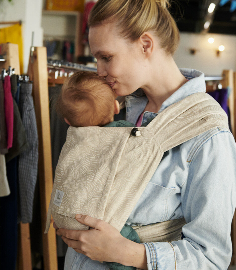 Stokke® Limas™ Babytrage, Floral Beige, mainview Galeriebild 2