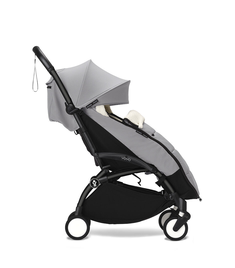 Stokke® YOYO3® 6+ Black Frame. Stone. Footmuff. galery image 14