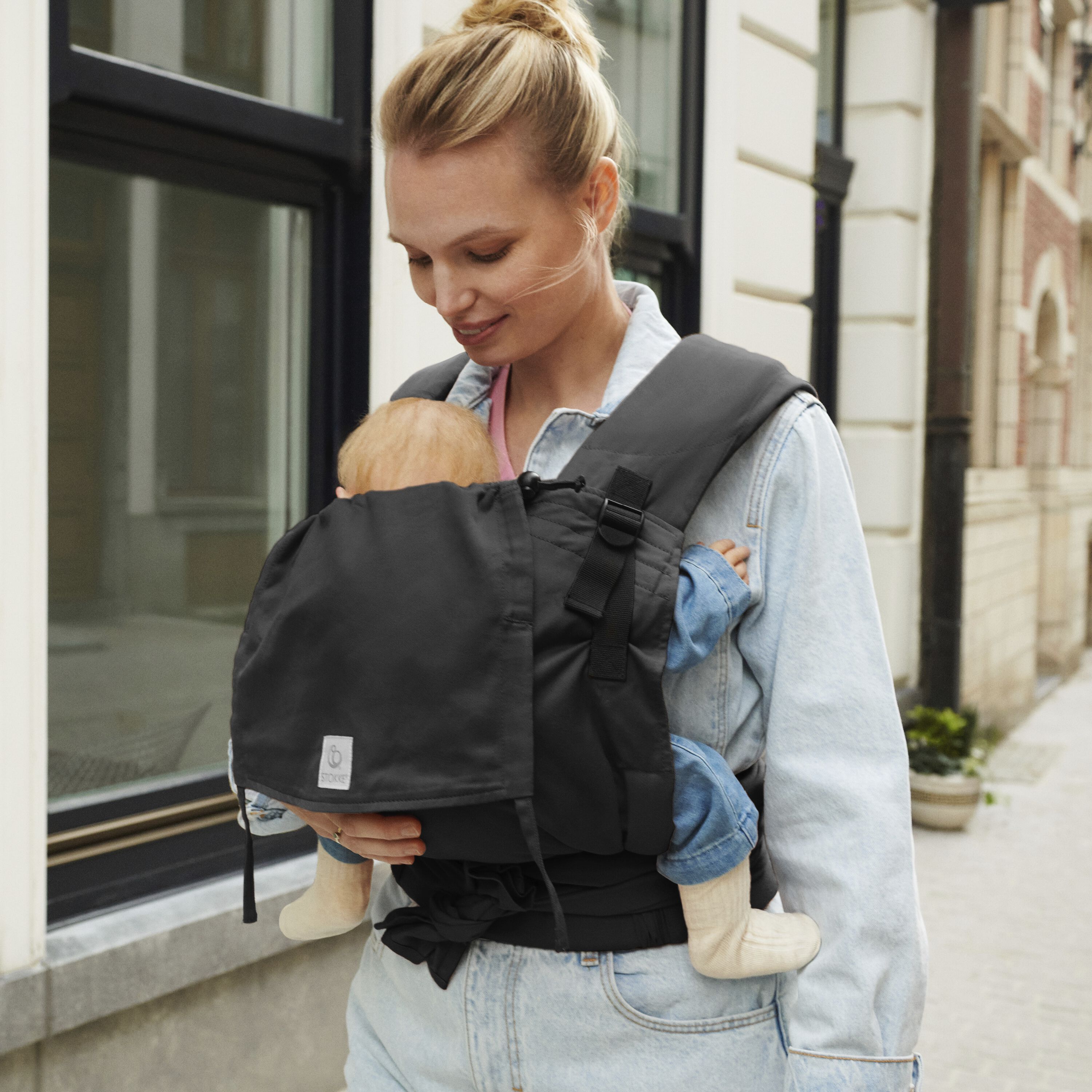 Stokke® Limas™ Carrier Plus Black OCS, Black, mainview