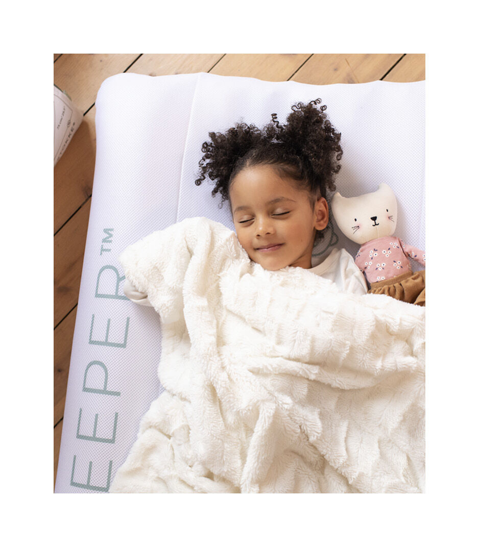 JetKids™ by Stokke® CloudSleeper™ Das aufblasbare Kinderbett, White, mainview