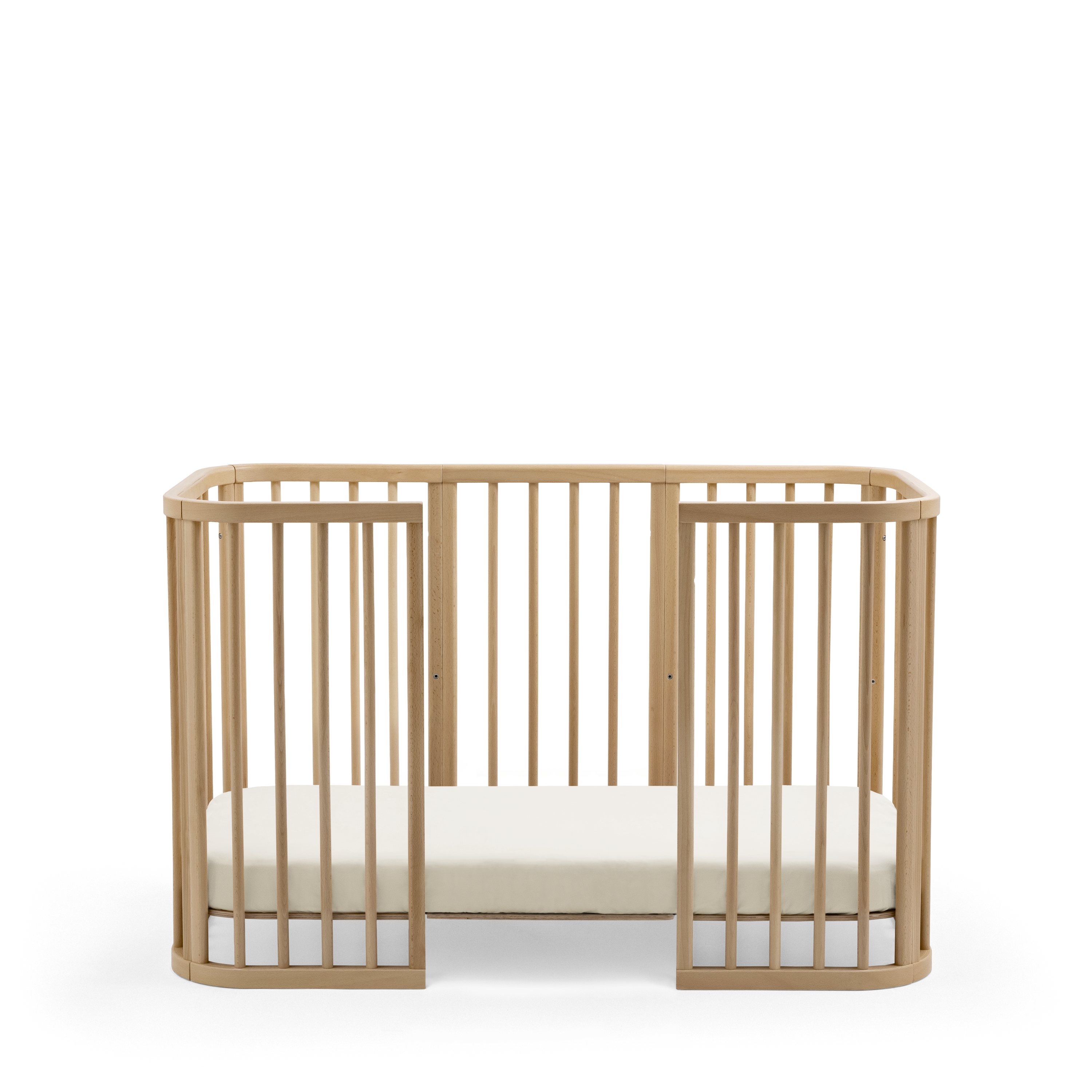 Stokke® Nighti™ Toddler config 2. Natural. Fitted Sheet Birch. Profile view. galery image 2