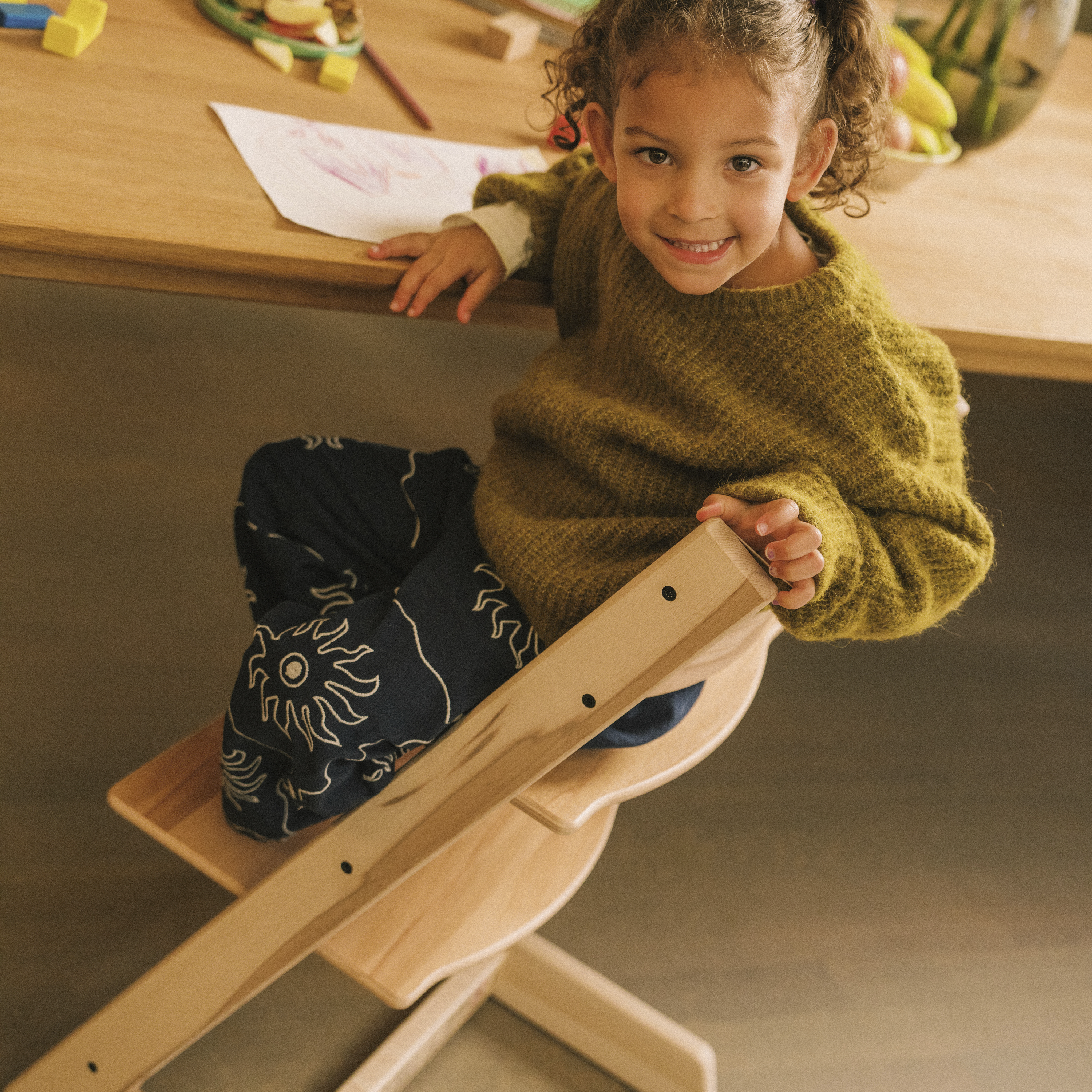 Tripp Trapp®-stol – bokträ, Wild Wood, mainview galleribild 5