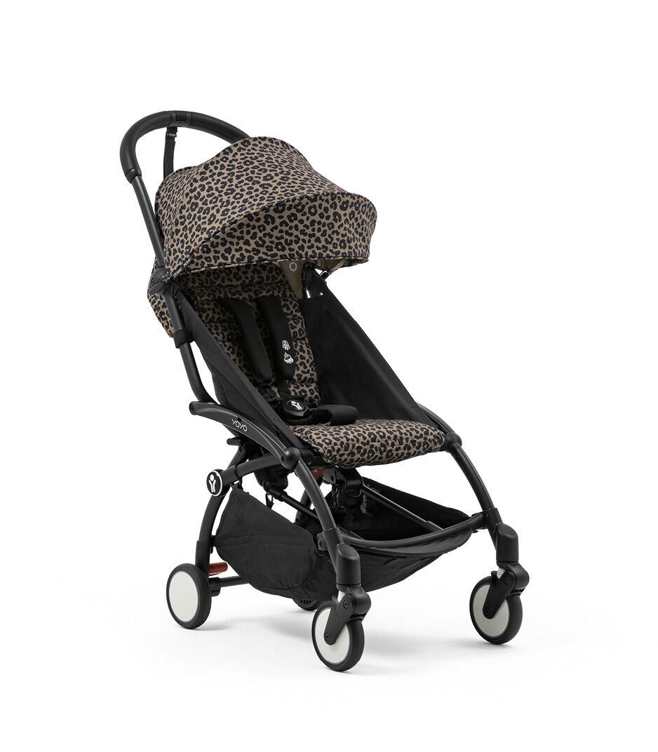 Stokke® YOYO® 6+ Leopard. Black frame. Angled view. galery image 38