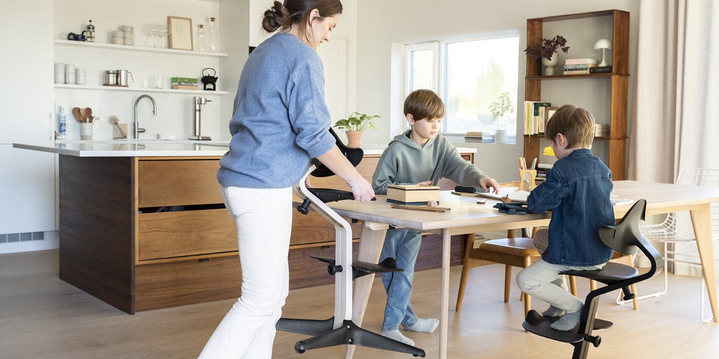Amazon.com : Stokke Steps Chair - Natural Legs & White Seat