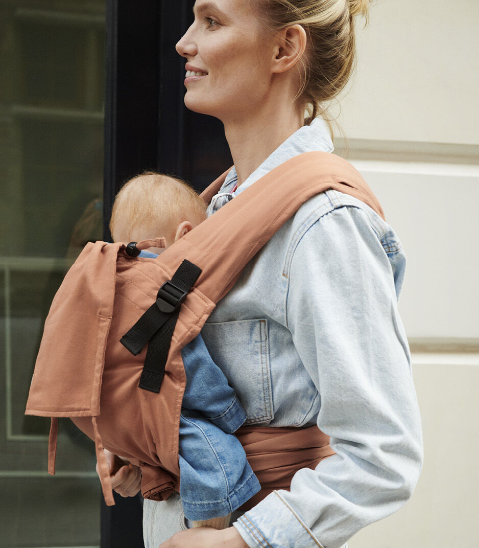 Portabebés Stokke® Limas™ Plus - Portabebé cómodo, Terracota, mainview galería de imágenes 3