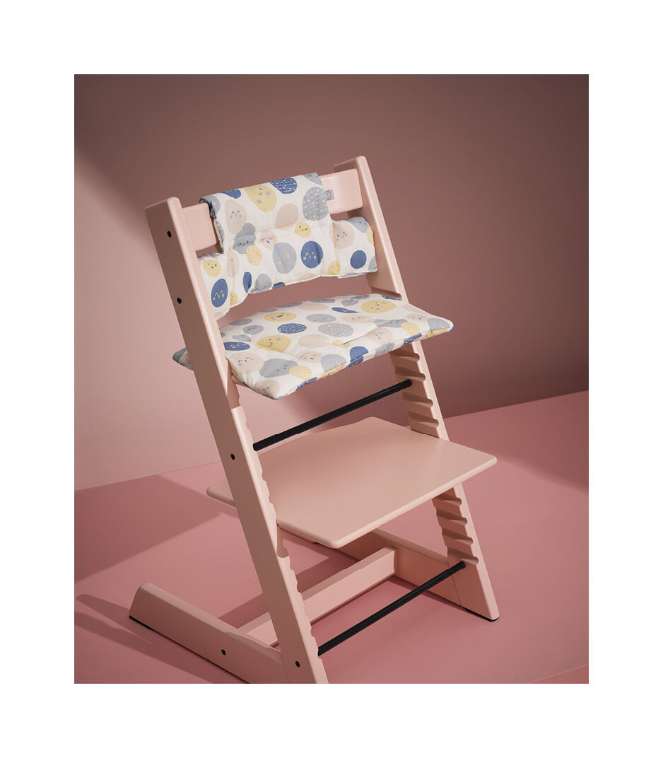 Tripp Trapp® Serene Pink with Classic Cushion Soul System.