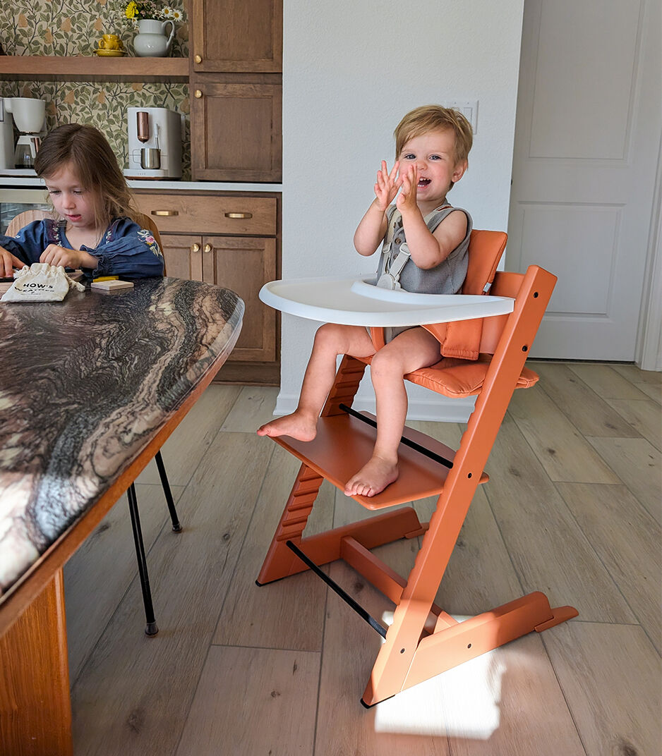 Tripp Trapp® High Chair² Terracotta, Terracotta Cushion and Stokke® Tray , Terracotta, Terracotta Cushion + Tray, mainview