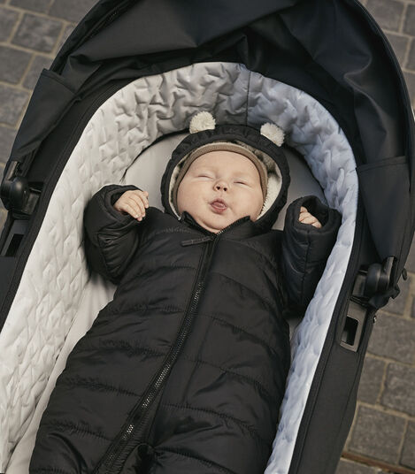 Stokke® Xplory® X, Carry Cot, Rich Black. view 2