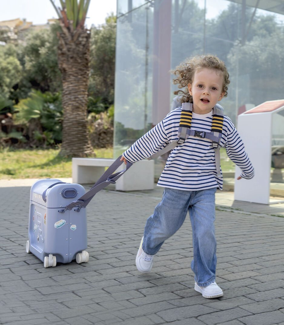 JETKIDS by Stokke キャリーケース ブルー Ride-on Suitcase for Kids | Jetkids™ BedBox™ by Stokke® | Stokke