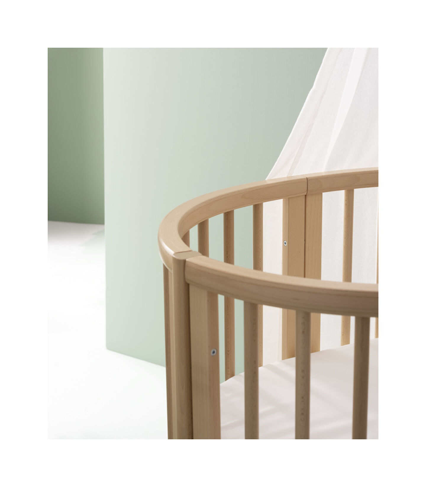 Stokke® Sleepi™ Mini 2022, Natural. With Canopy. Detail. view 4