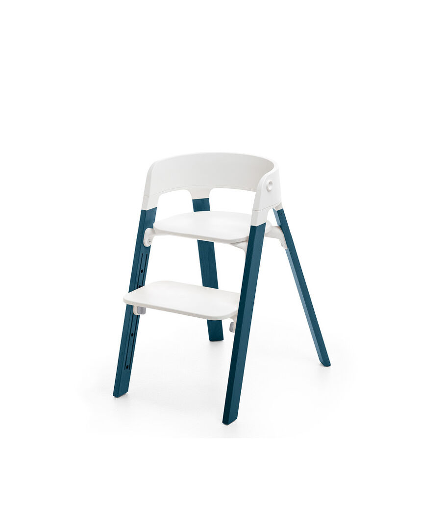 Stokke&reg; Steps&trade; Chair, Beech Midnight Blue with White Seat. Foortrest high.