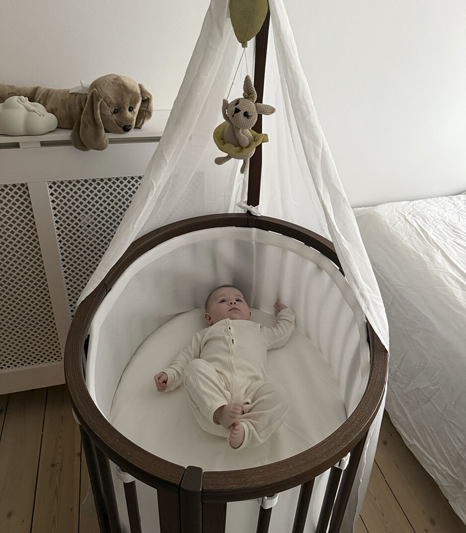 Stokke® Sleepi™ Mini​ Bundle with Mattress​ V3, Warm Brown, mainview galery image 9