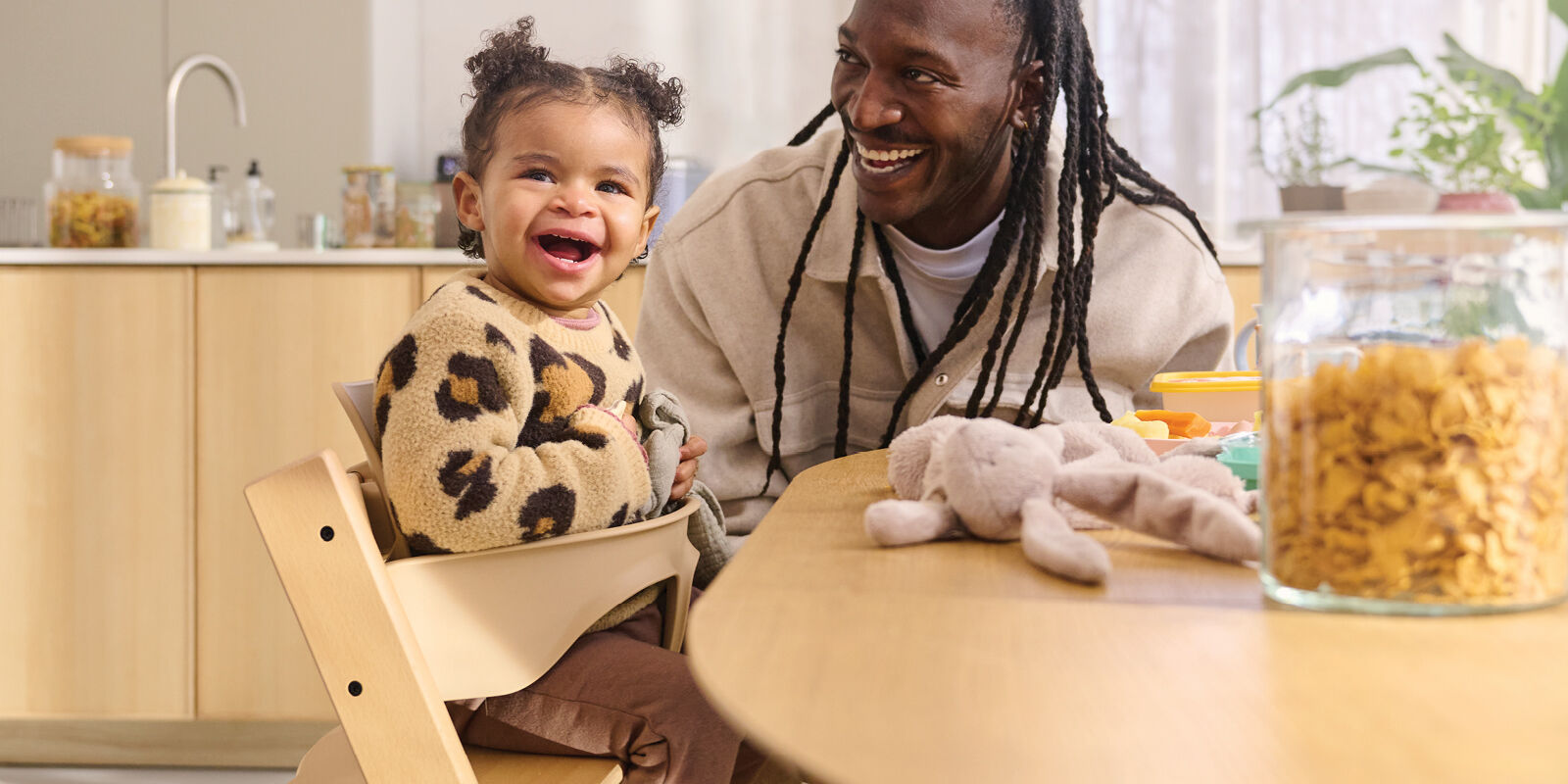 Tripp Trapp® Chair Natural with Baby Set. US version.