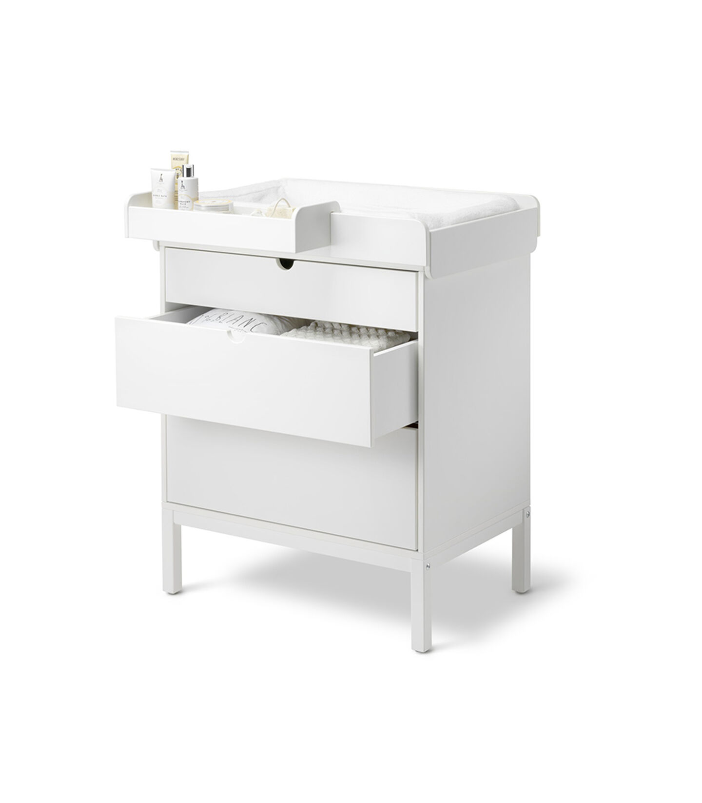 Stokke® Home™ Dresser, White. With Changer. SP Stokke® Home™ Dresser, White. With Changer.