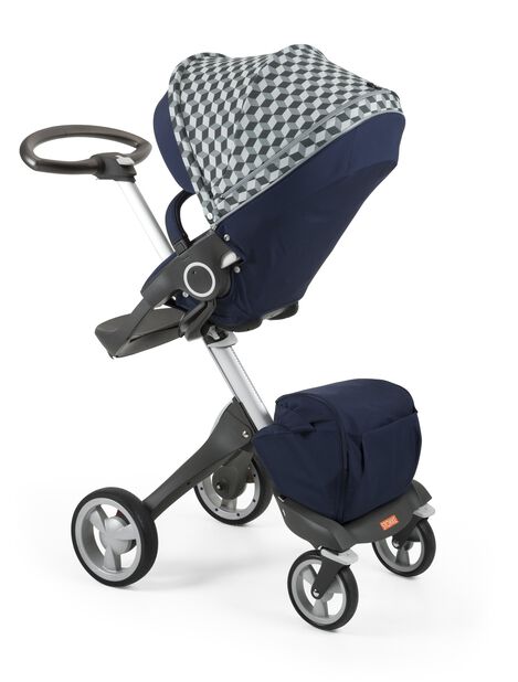 Stokke&reg; Stroller Seat with Style Kit Grey Cube and Stokke&reg; Xploy&reg; chassis, Deep Blue.