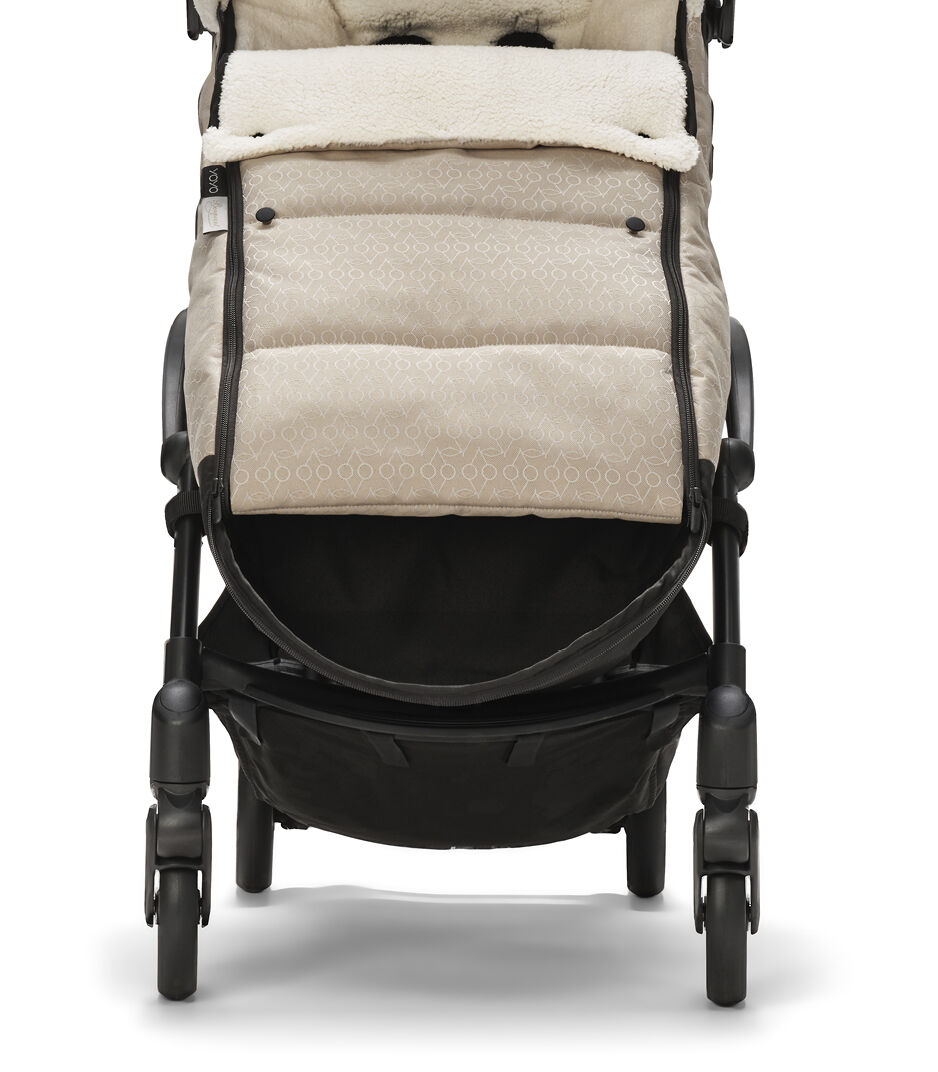 babyzenYOYO フットマフ　ベージュ 楽天市場】STOKKE YOYO ストッケ ヨーヨー 6+専用 フットマフ【YOYO