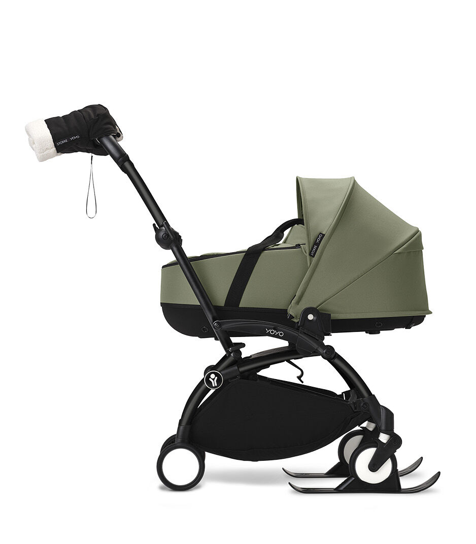 Stokke® YOYO3® Newborn Shell. Black Frame. Olive. Mitten and skis. galery image 5