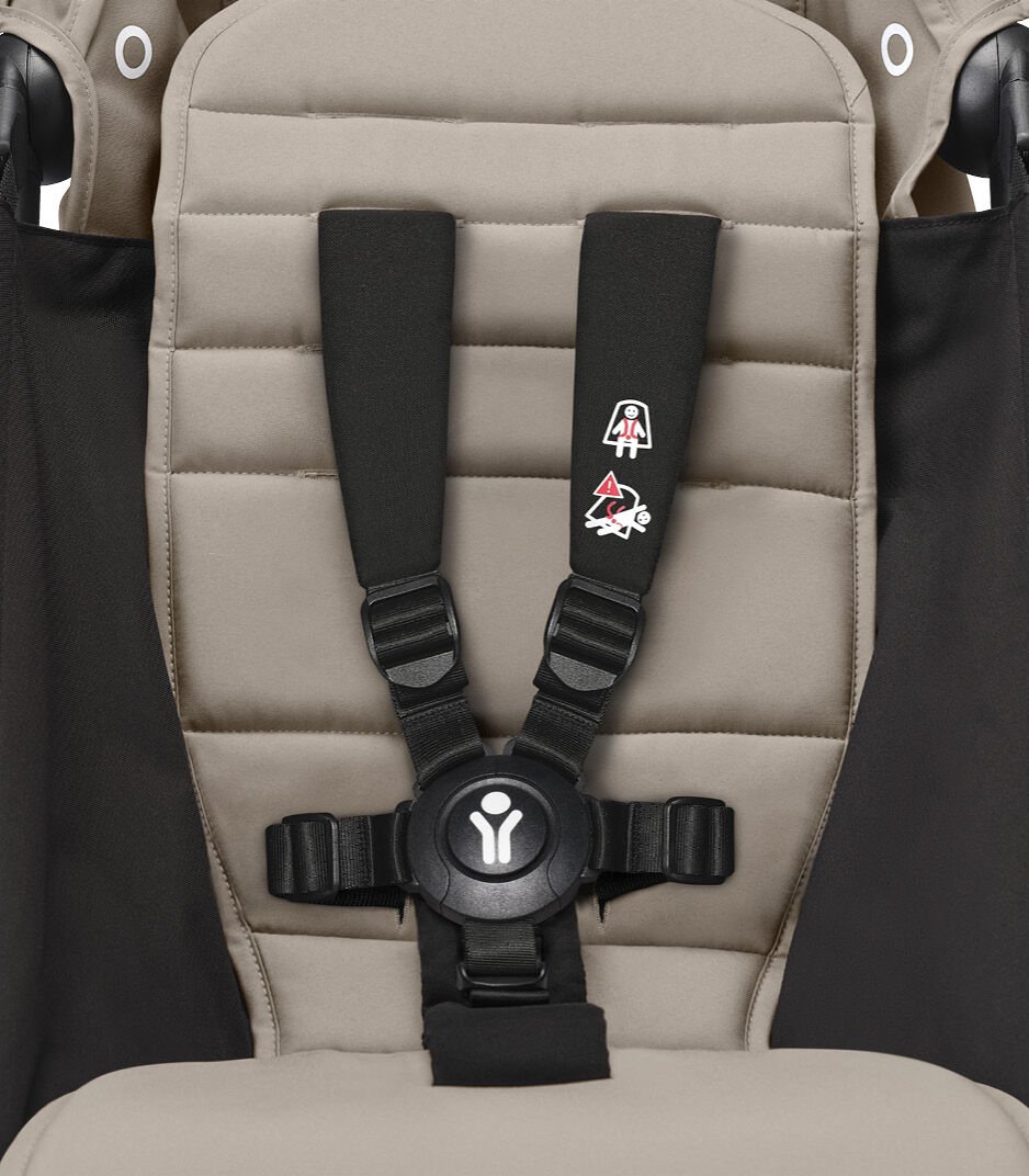 Stokke® YOYO3® 6+ Taupe. Black Frame. Harness detail. US variant. galery image 7