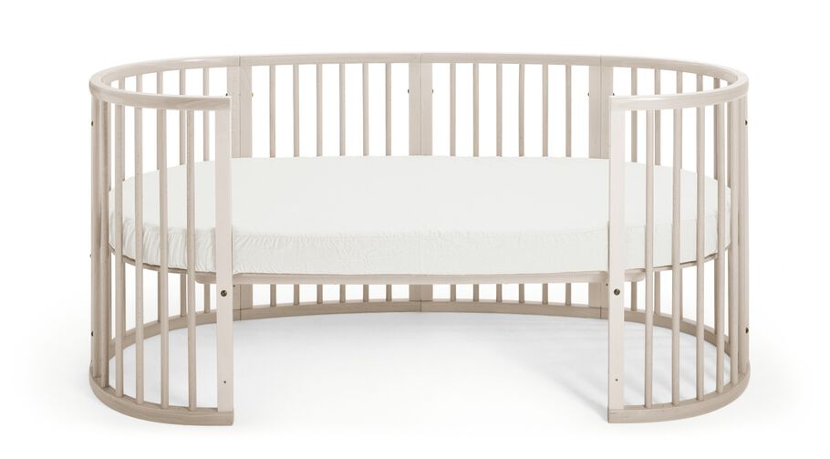 Junor Bed, Whitewash.