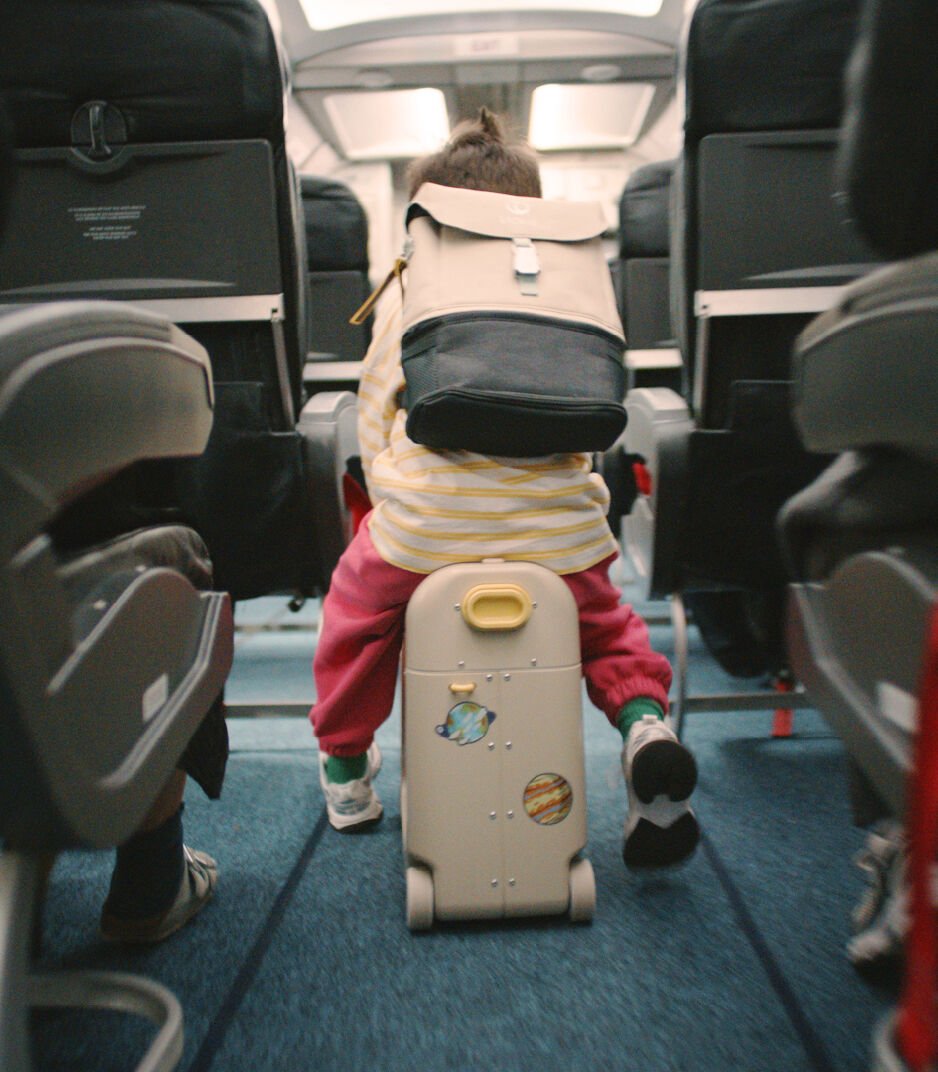 Ride-on Suitcase for Kids | Jetkids™ BedBox™ by Stokke® | Stokke