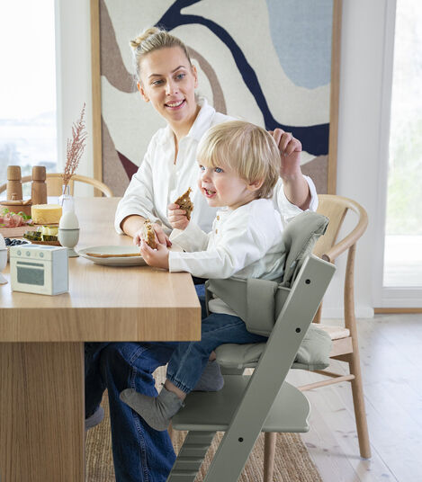 Stokke Tripp Trapp Highchair with Babyset & Harness - Oak Natural –
