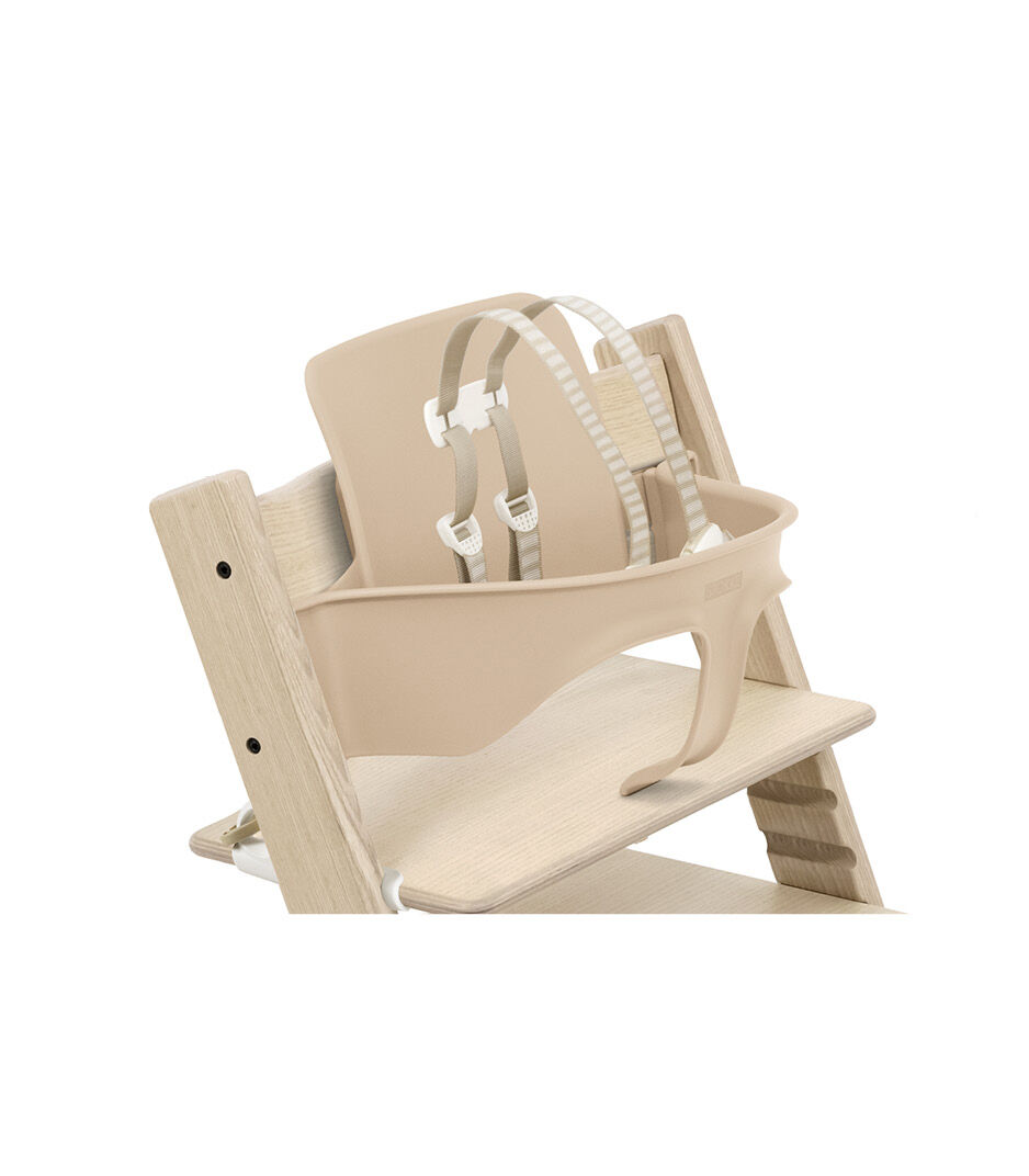 Tripp Trapp® High Chair Oak Natural, with Baby Set and Harness. Global version.