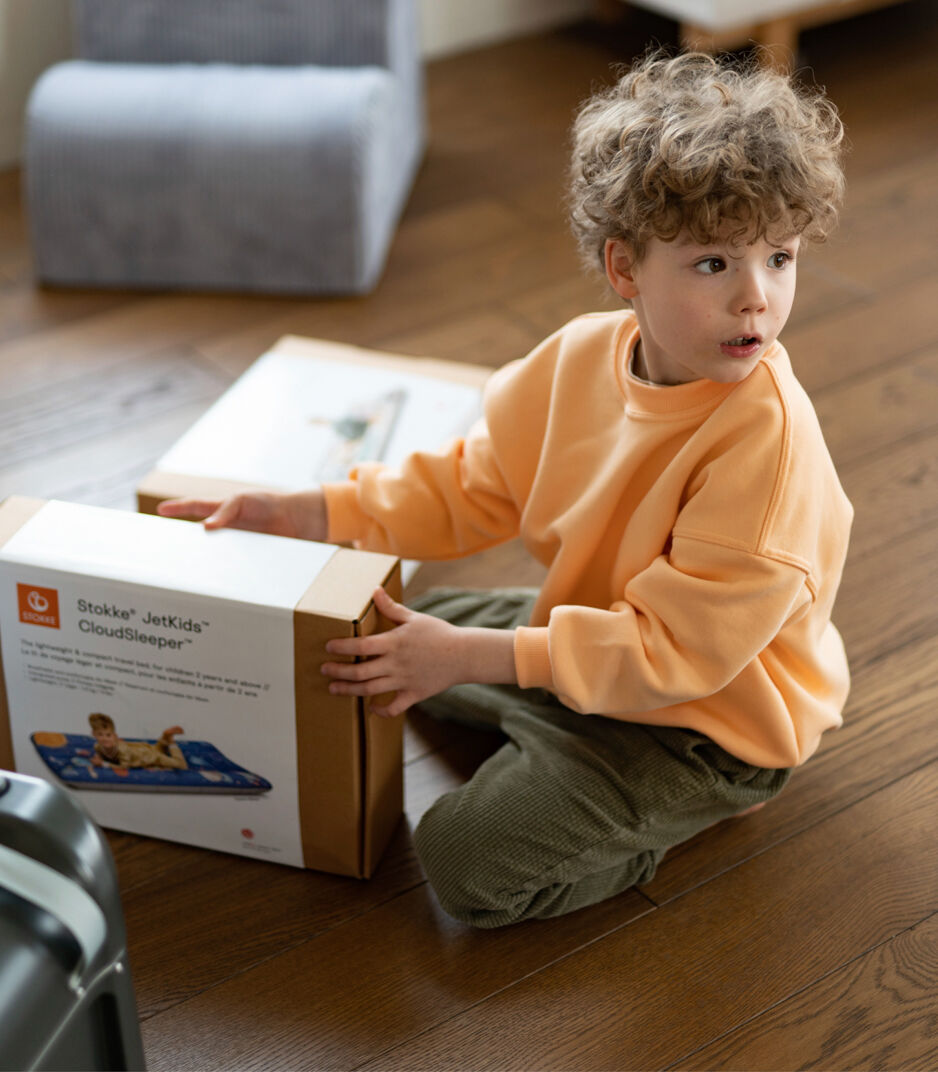 Stokke® JetKids™ CloudSleeper™ - Das aufblasbare Kinderbett, Space Maze, mainview Galeriebild 4