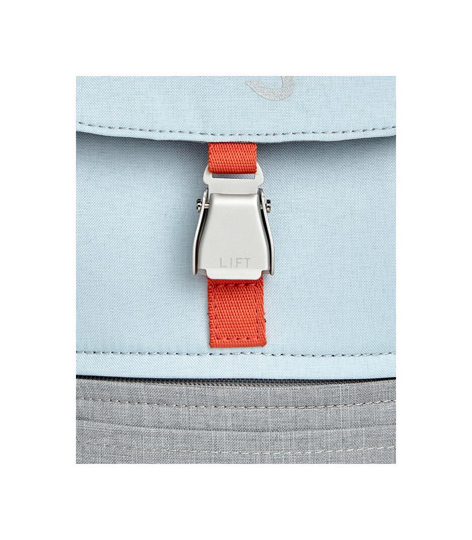 JetKids™ by Stokke® Crew BackPack Blue Sky, Buckle galery image 10