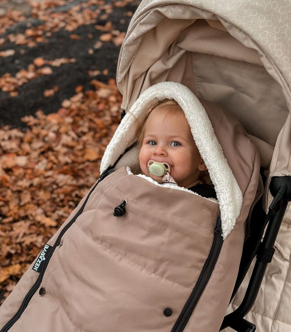 ベビーカー用フットマフ | 6歳からのストッケ YOYO® | Stokke