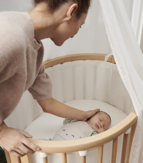 Stokke® Sleepi™ Mini V3, Natural. With Mattress, Mesh Liner and Canopy. Top view. view 2