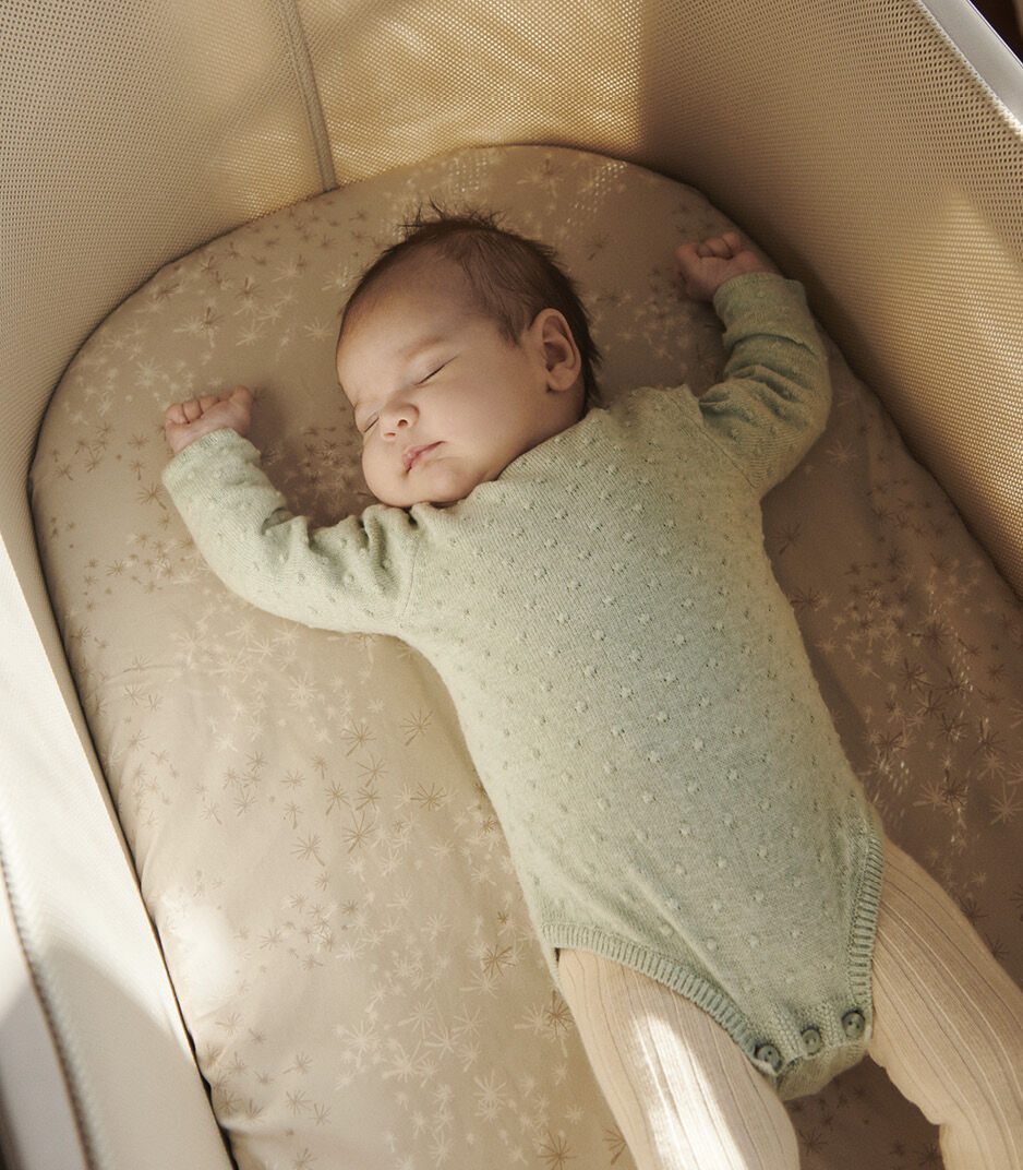 Stokke® Snoozi™ Spannbettlaken, Dandelion Beige / Vanilla Cream, mainview Galeriebild 2