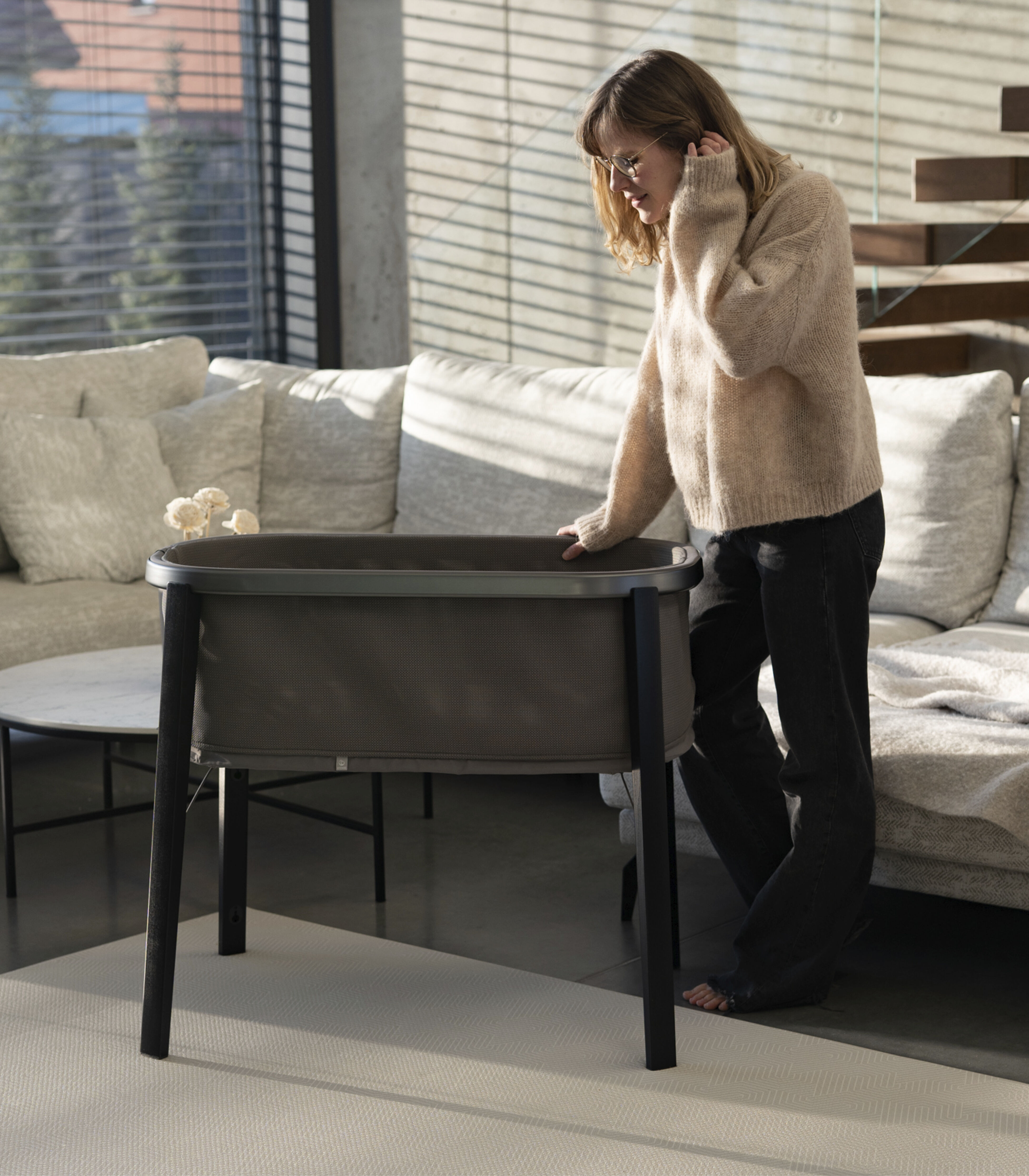 Stokke® Snoozi™ babysäng, Graphite Grey, mainview galleribild 5