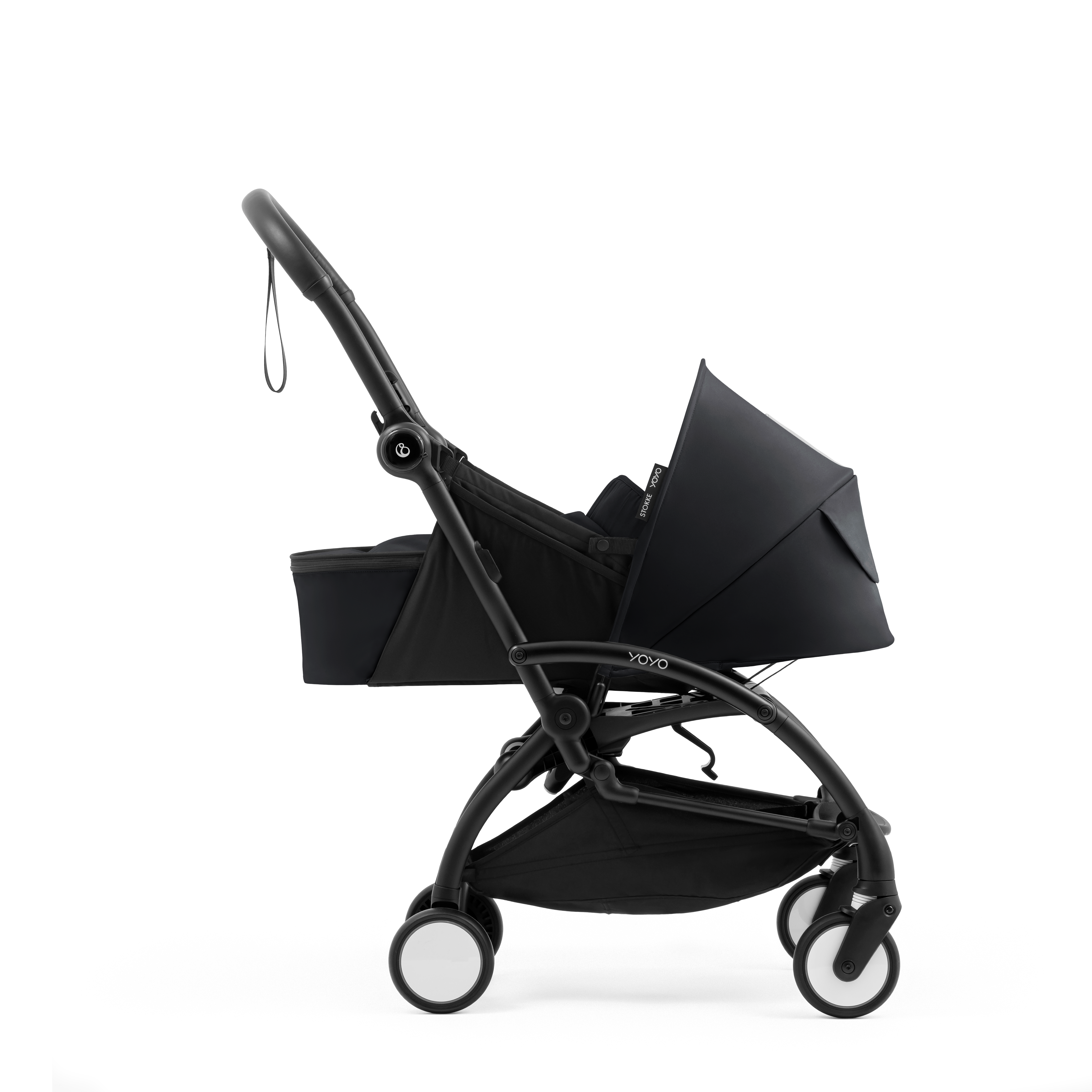 YOYO5 Newborn Pack, Black. Canopy ventilation Closed. Profile view. galery image 4