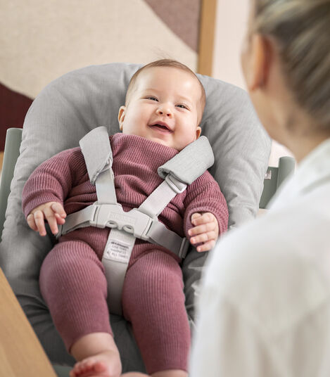 Tripp Trapp® Glacier Green w/Newborn Set. view 2