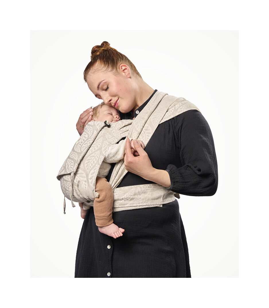 Porte-bébé Stokke® Limas™ Carrier, Léopard violet, mainview Image de la galerie 8