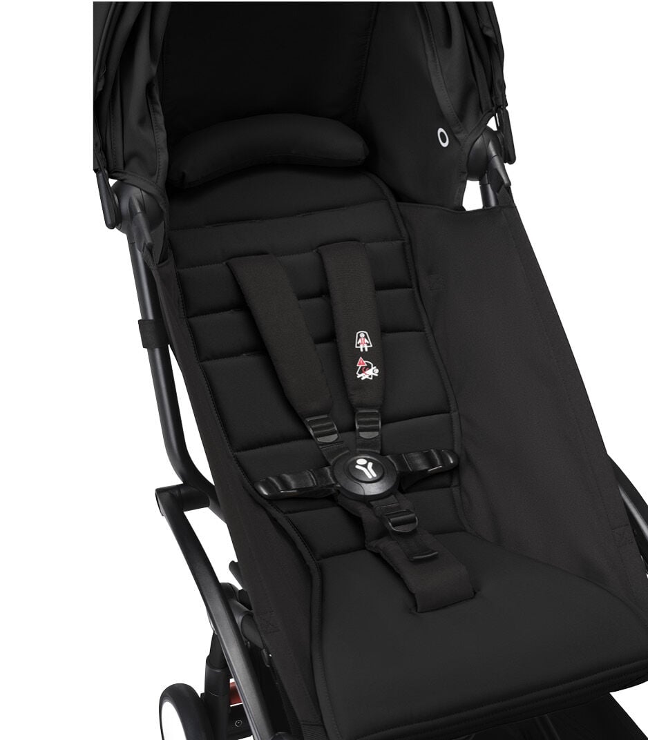 Stokke® YOYO3® 6+ Black. Black Frame. Head cushion, detail. Reclined position. US variant. galery image 10