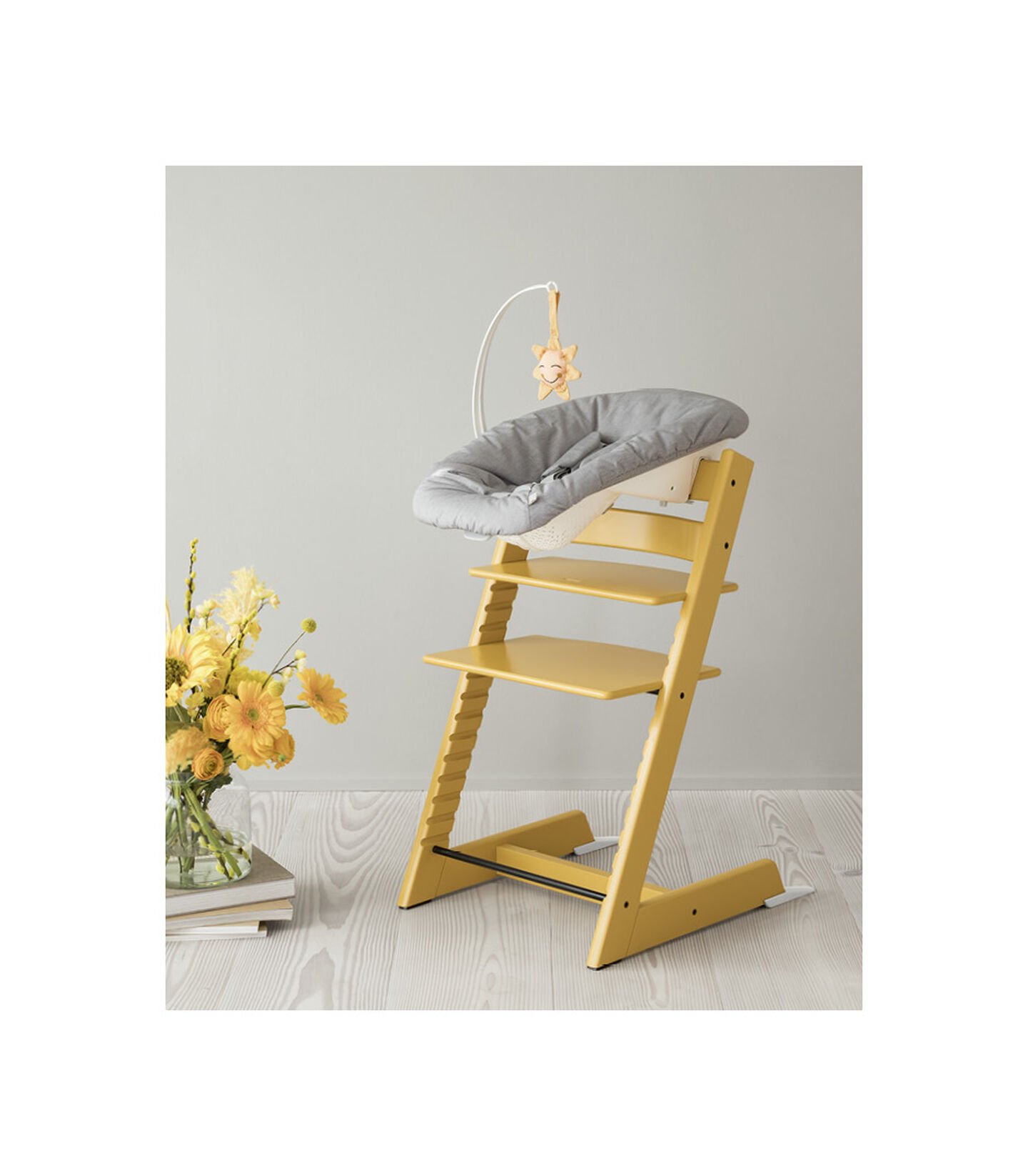 Tripp Trapp® stoel Sunflower Yellow, Sunflower Yellow, mainview view 6