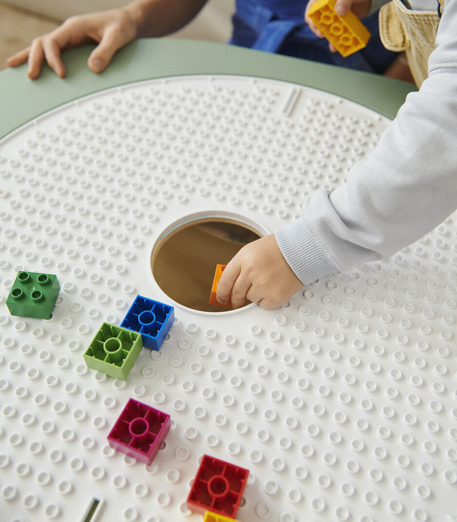 Stokke® MuTable™ Table Clover Green. Basic, Bricks Board, Large Bricks. galery image 5