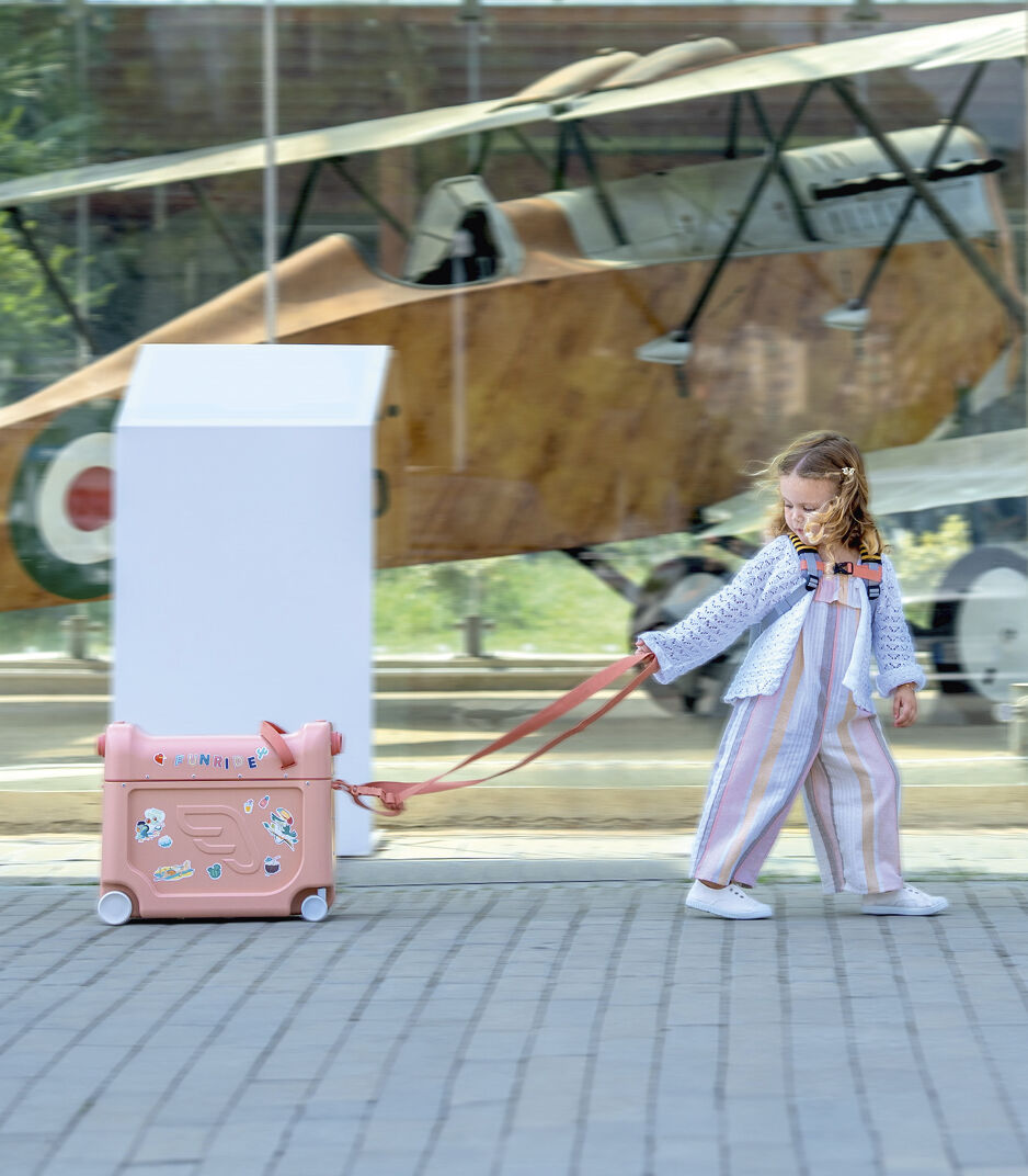 Stokke® JetKids™ Travel Set - Suitcase & Backpack, Coral Pink, mainview galery image 5