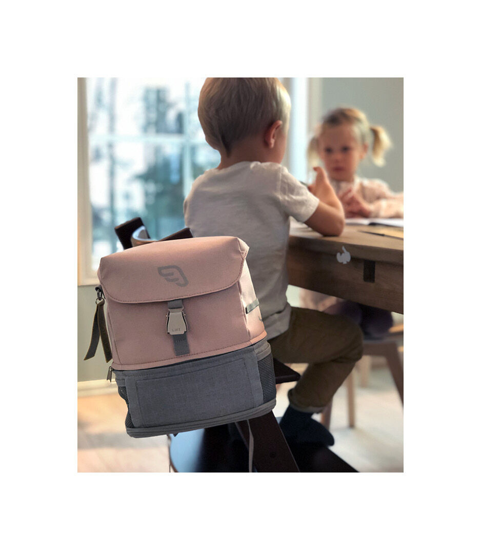 Рюкзак «Пилот» JetKids™ от Stokke®, Pink Lemonade, mainview изображение из галереи 2