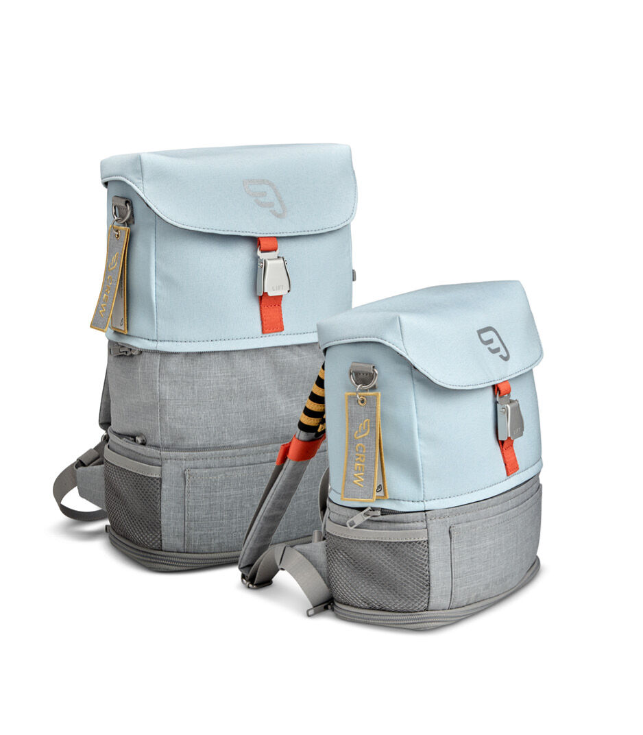 JetKids by Stokke Reiseset mit Stokke BedBox und Crew Backpack Farbe:Black / White für Kinder zwischen 2 und 7 Jahren ausziehbares Reisebett und Rucksack 