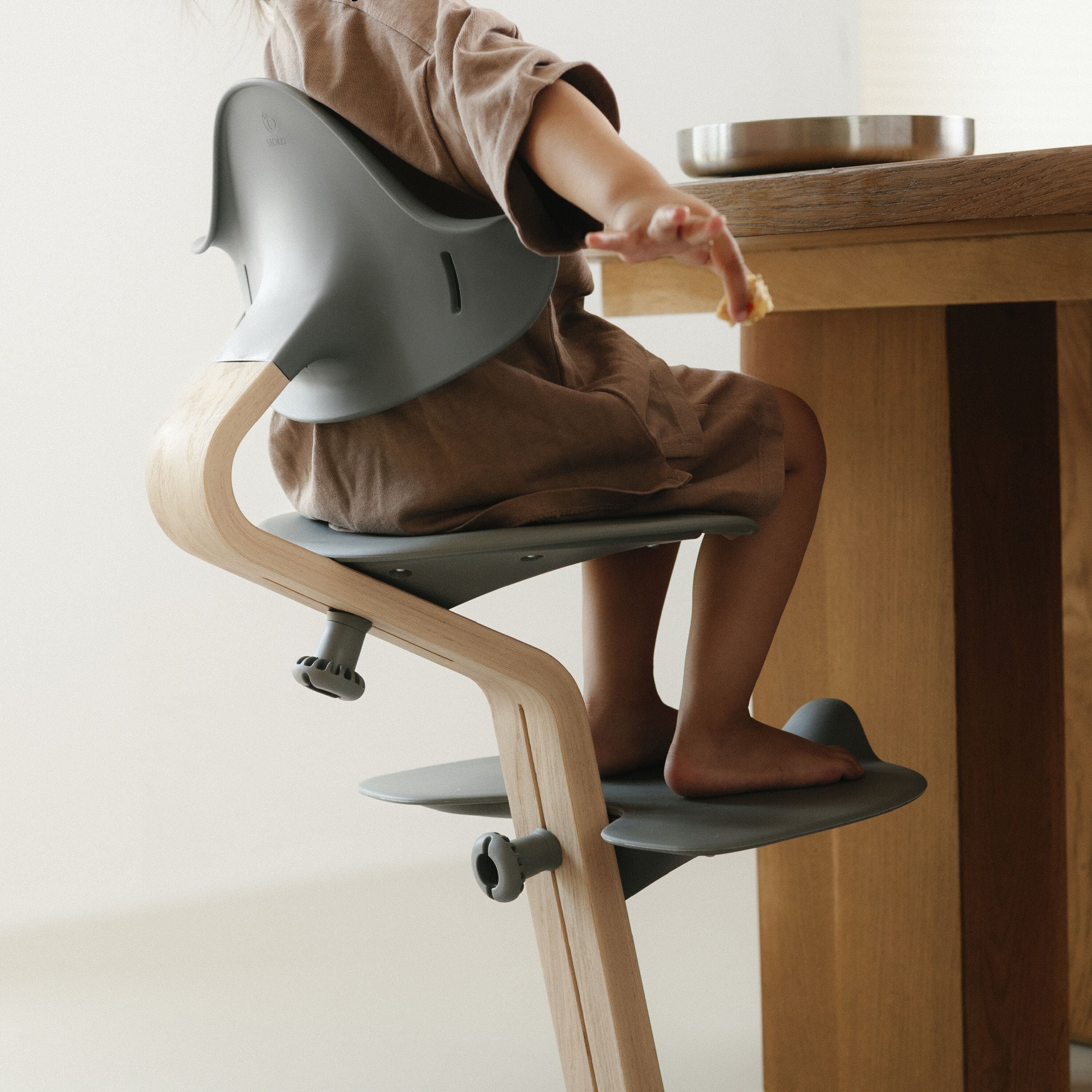 ノミ ベビーハイチェア + ベビーセット + トレイ | ストッケ | Stokke
