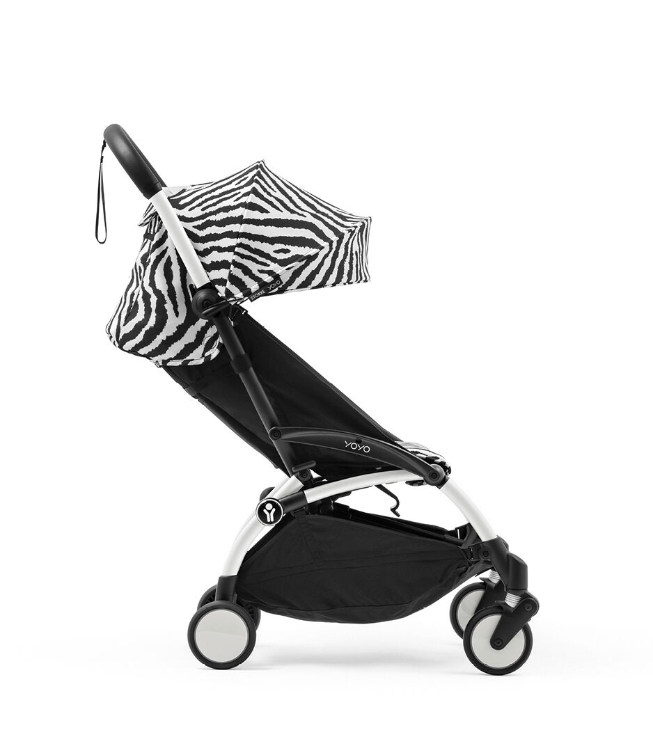 Stokke® YOYO® 6+ Zebra. White frame. Sleep position. Profile view. galery image 12