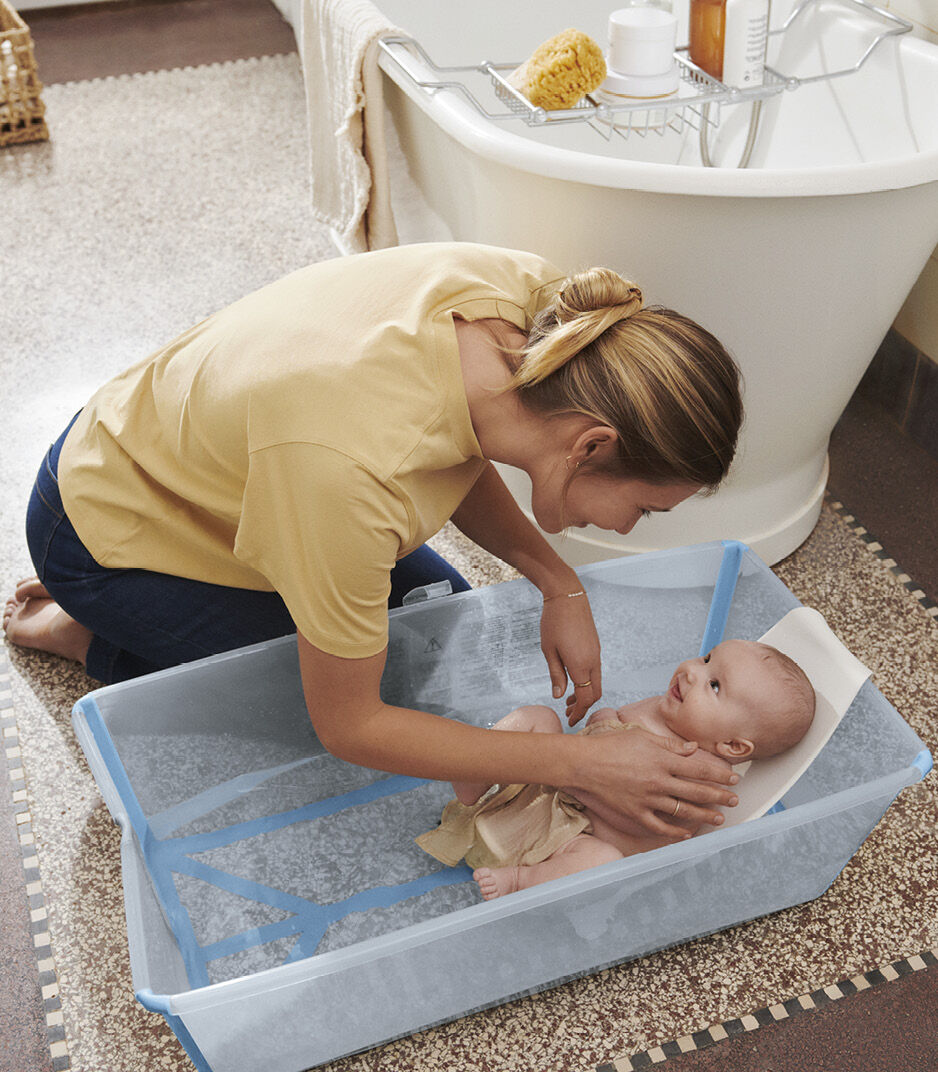 Stokke® FlexiBath® X-Large Ocean Blue, with Newborn Support.  galery image 2